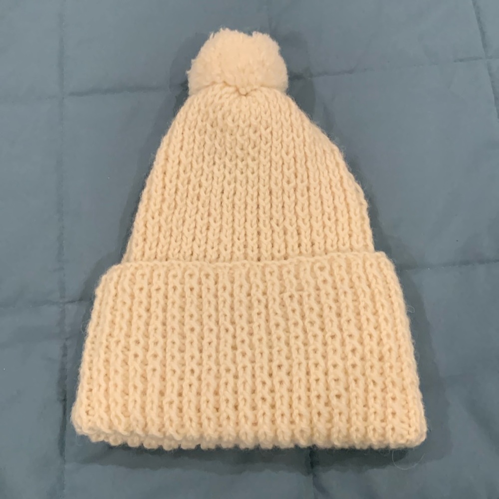 John Molloy knit hat in cream size S